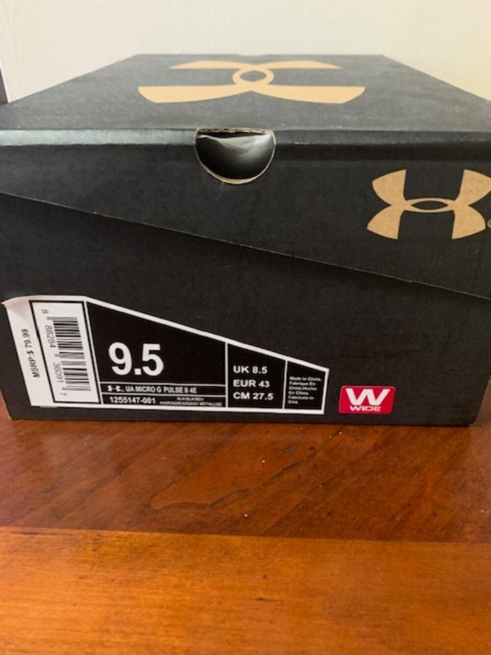 NWT Under Armour gray and red sneakers - Picture 6 of 7